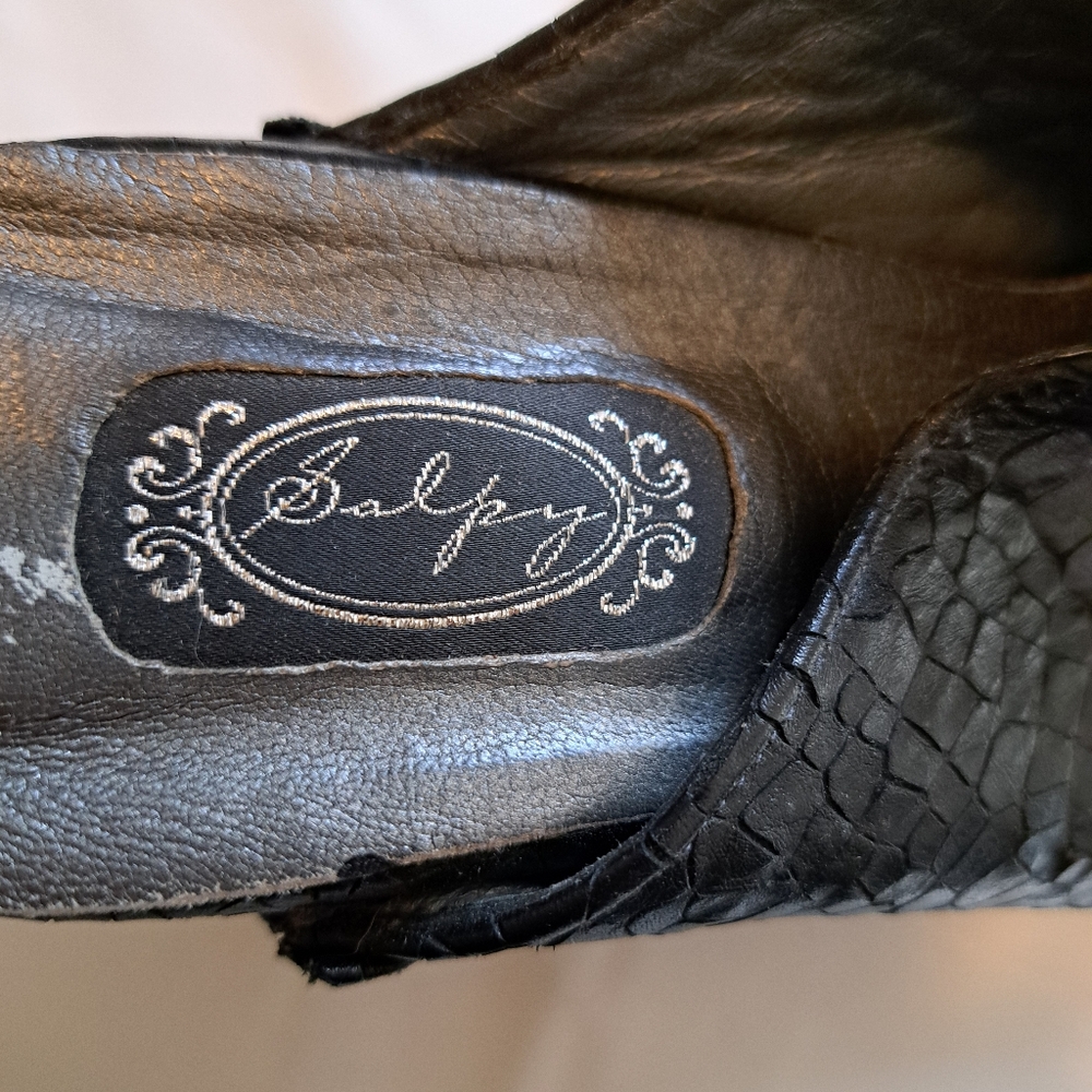 Salpy Clogs - image 8